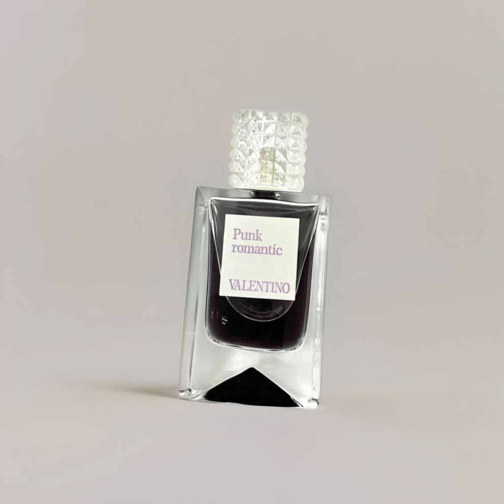 VALENTINO Perfume