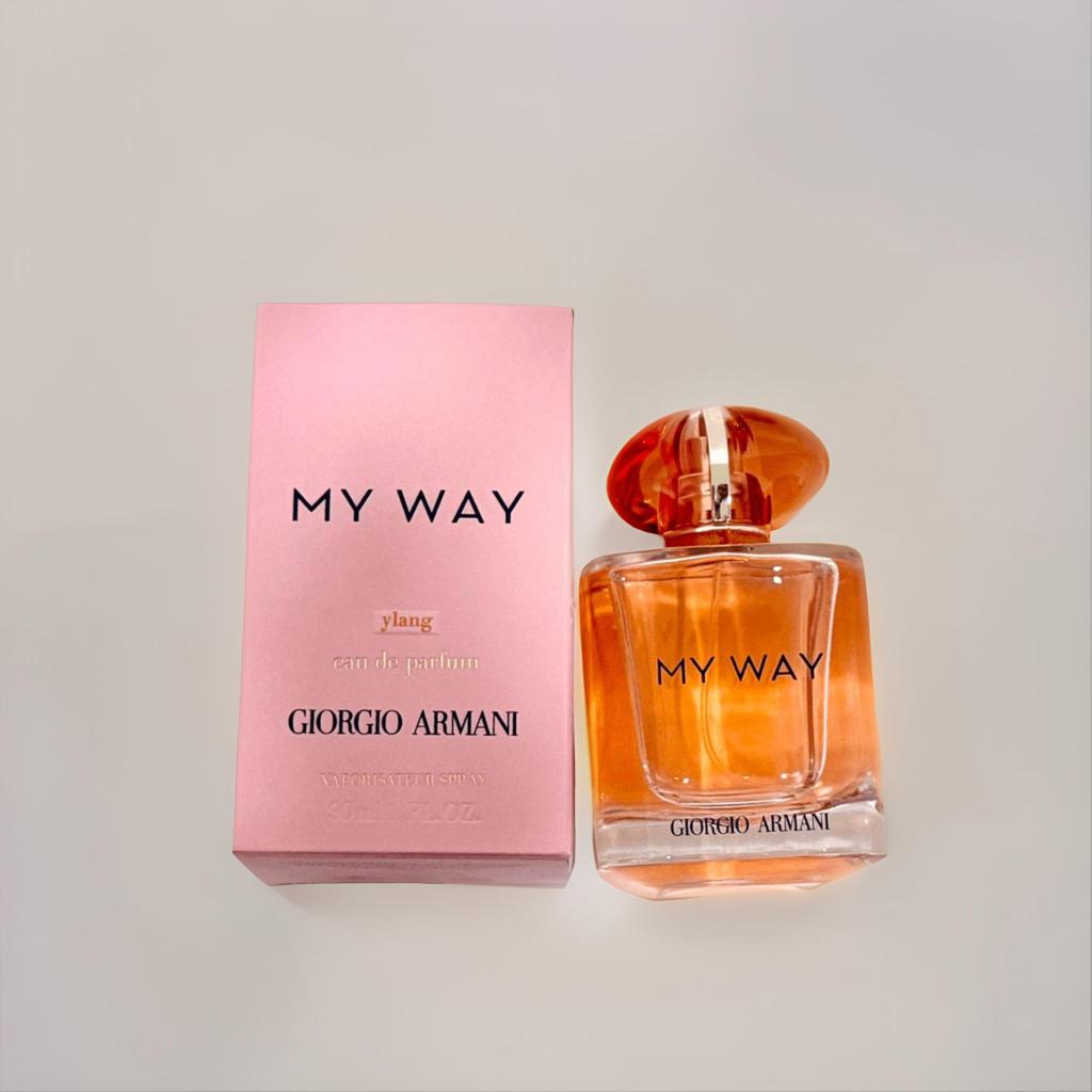 EMPORIO ARMANI Perfume